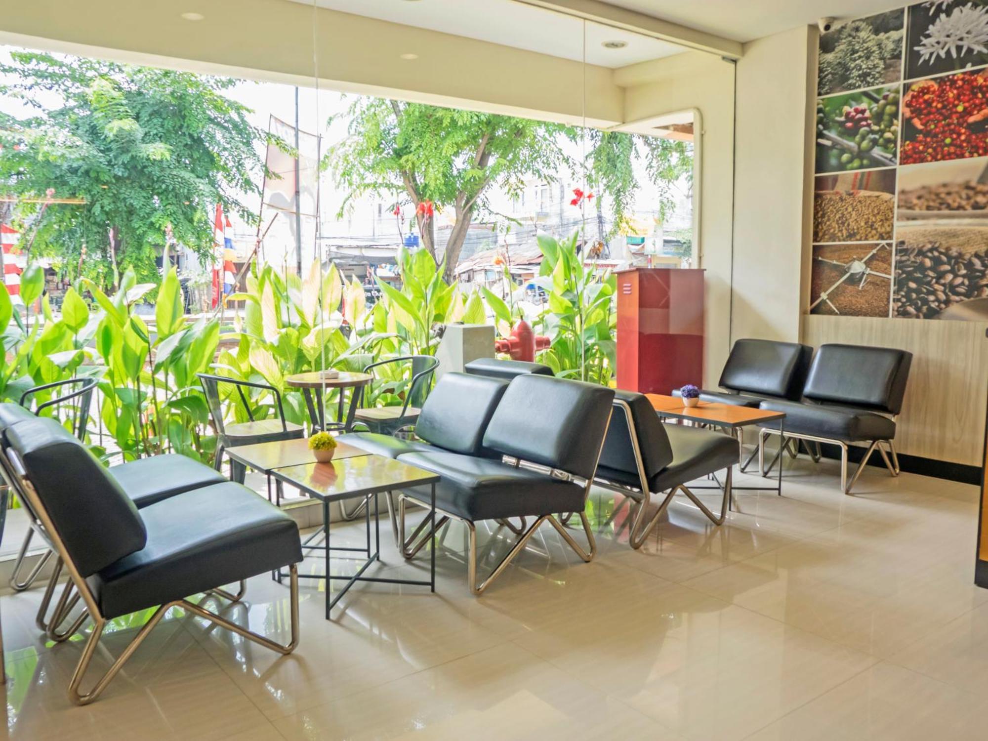 D'Primahotel Airport Jakarta 1 Tangerang Exterior foto